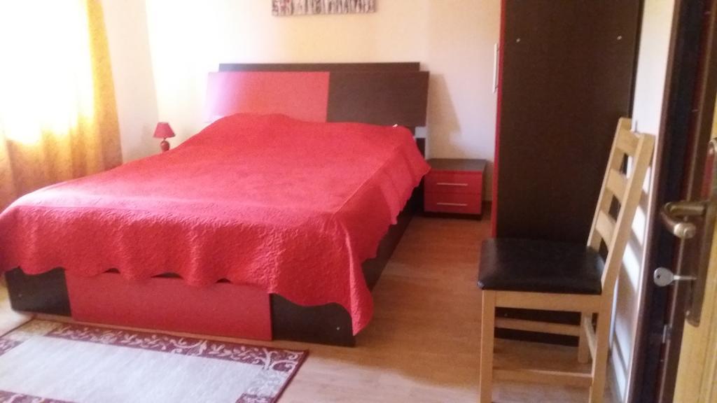 Casa Deea Hotel Capatineni-Paminteni Екстериор снимка